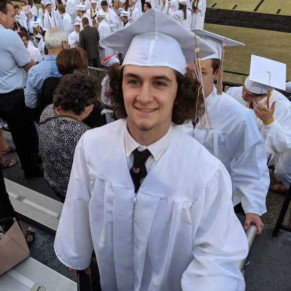 Meet your Posher, Lisa - Picture 1 of 1